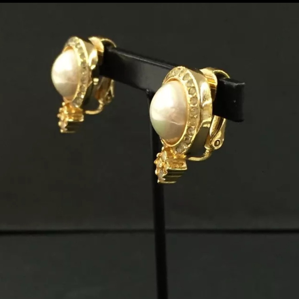 CHRISTIAN DIOR Pearl Rhinestone Gold Tone Earrings - Picture 3 of 8